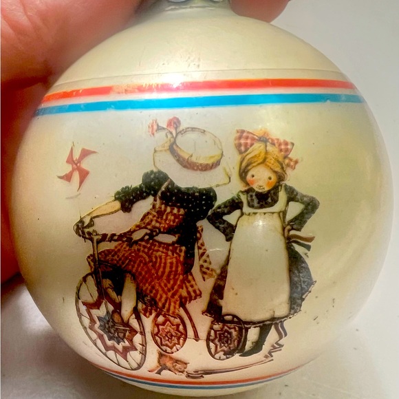 Vintage 1975 American Greetings Holly Hobbie Glass Ball Ornament - Picture 1 of 6